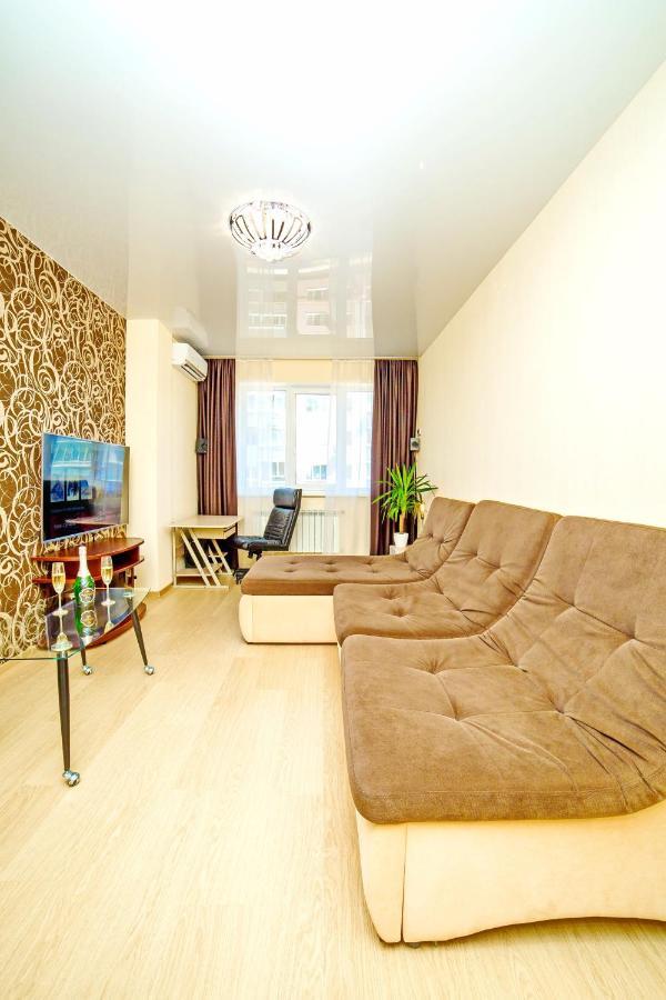 Квартира Посуточно Двокімнатна У Мікрорайоні Садовий Мережа Alex Apartments Документи Для Відряджень Фоп 3 Група Poltava Exterior foto