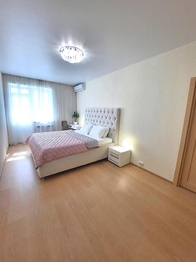 Квартира Посуточно Двокімнатна У Мікрорайоні Садовий Мережа Alex Apartments Документи Для Відряджень Фоп 3 Група Poltava Exterior foto